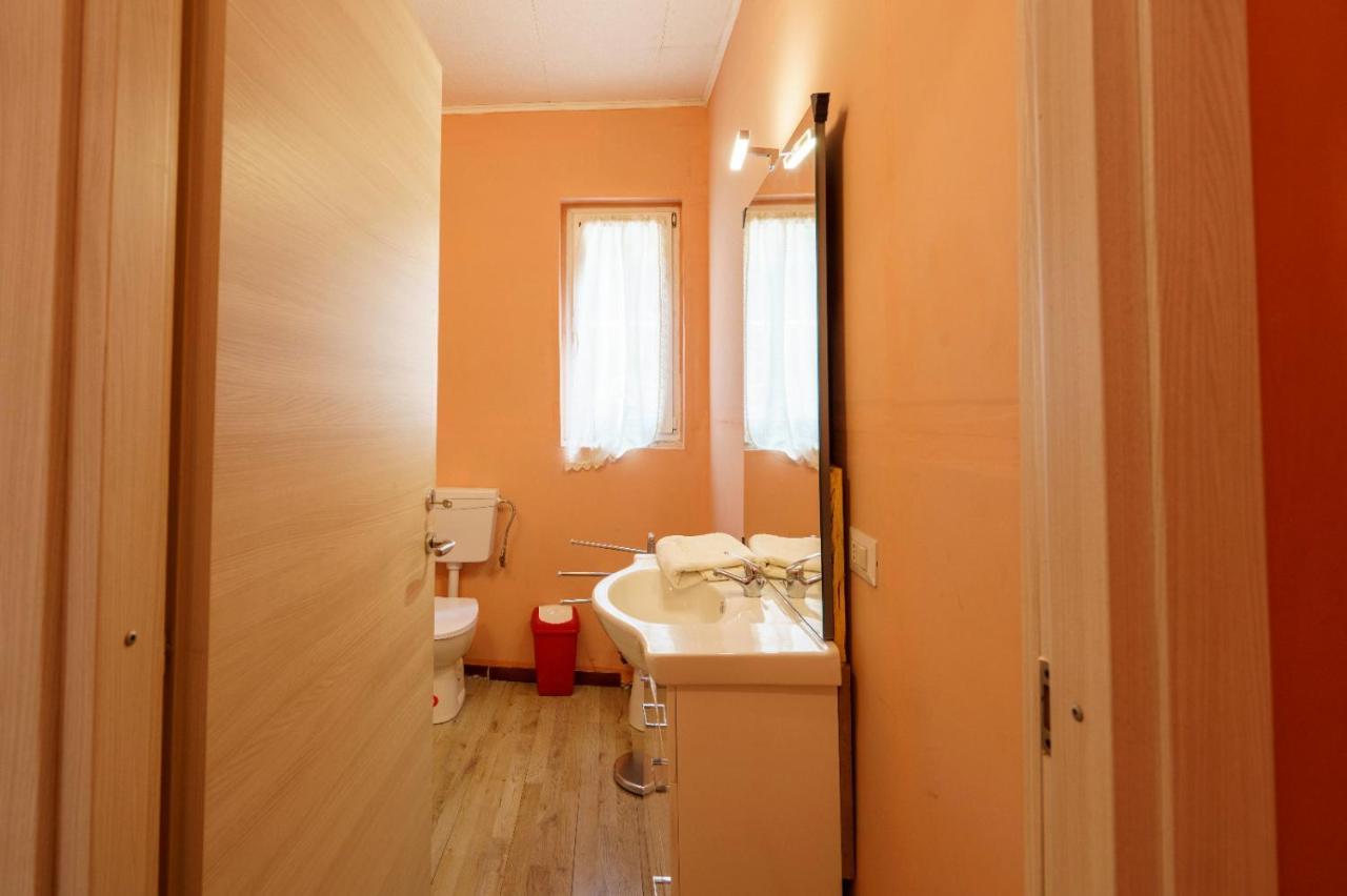 The Orange Housing In Côme Extérieur photo